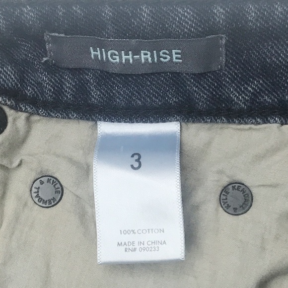 Kendall & Kylie Distressed Cutoff Jean Shorts - Picture 4 of 4